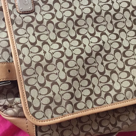 coach Signature laptop carry bag preowne like new - Picture 15 of 16